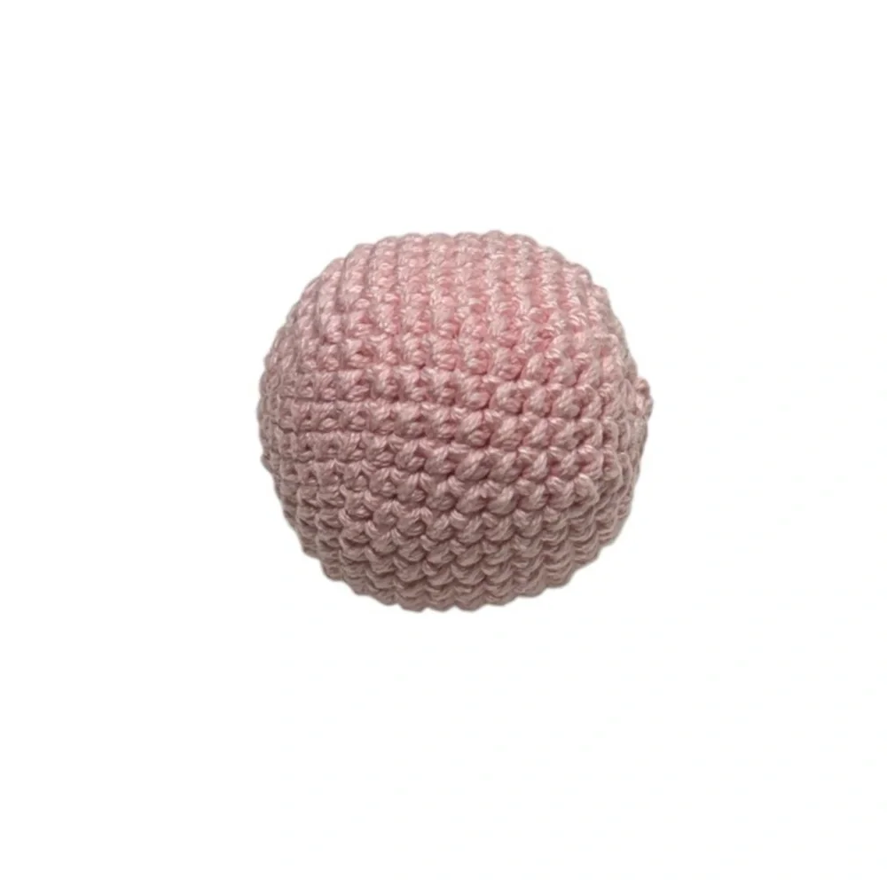 100% handmade crochet ball toy for cats with catnip inside! 100% cotton yarn.